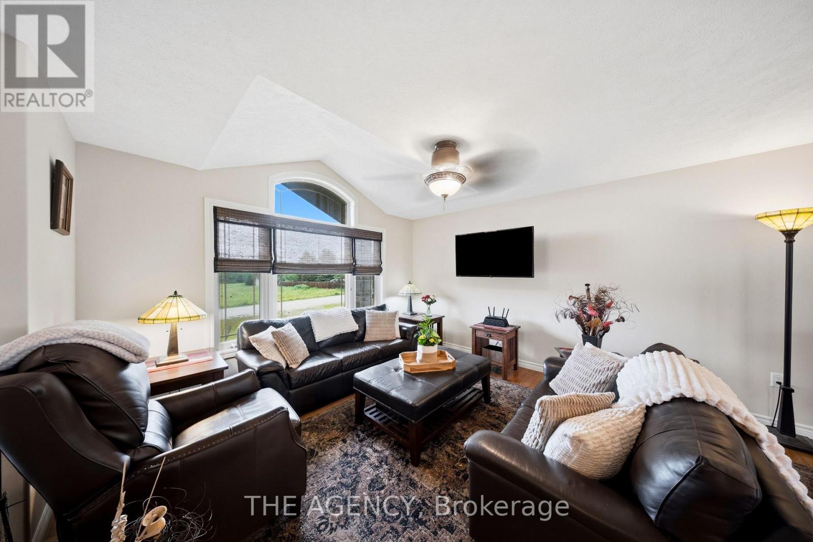 206 MEREDITH WAY - 15
