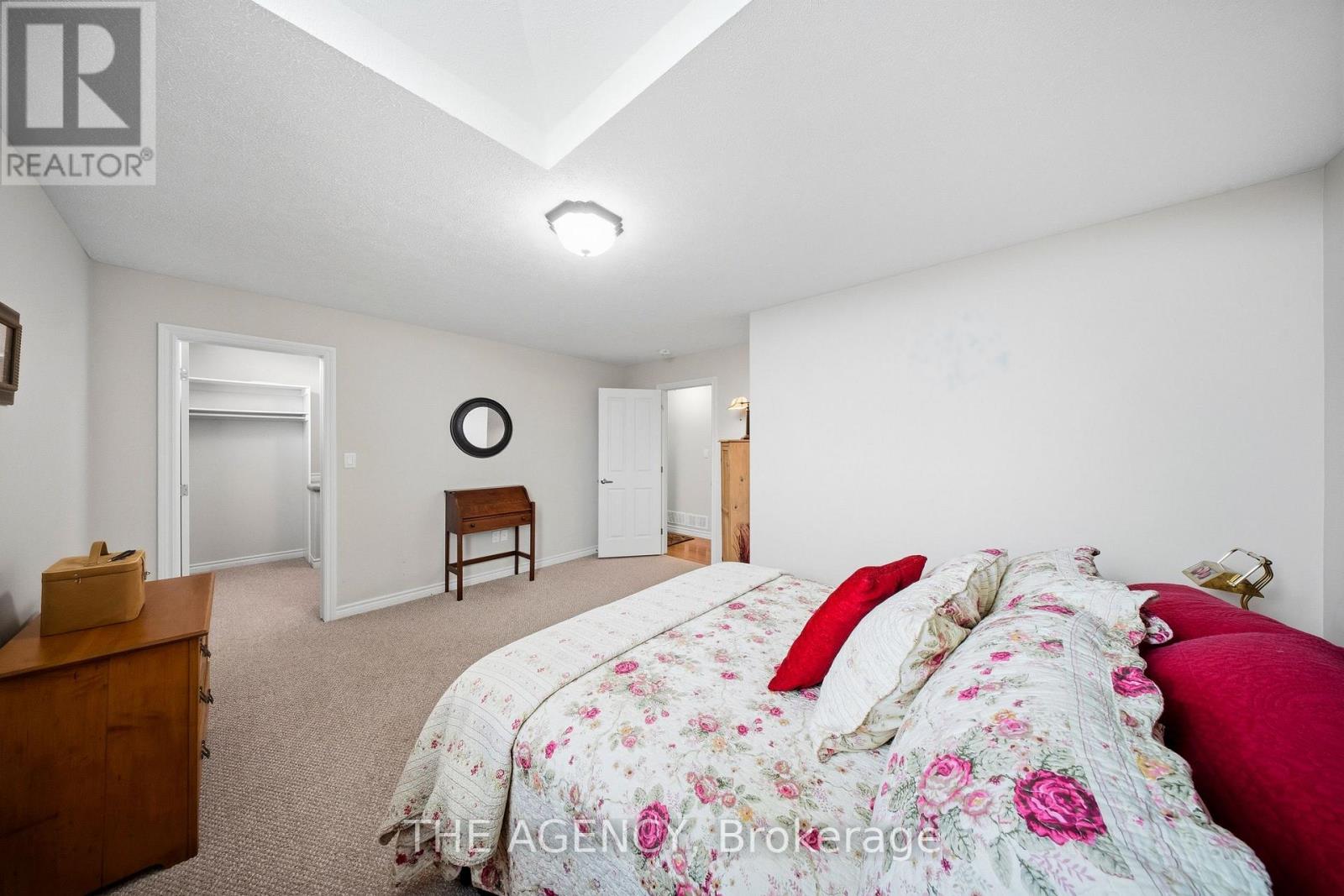 206 MEREDITH WAY - 19