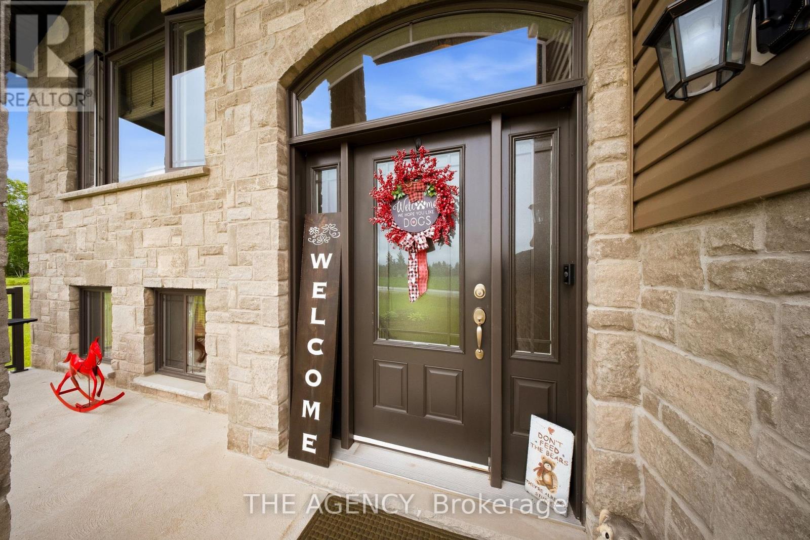 206 MEREDITH WAY - 7