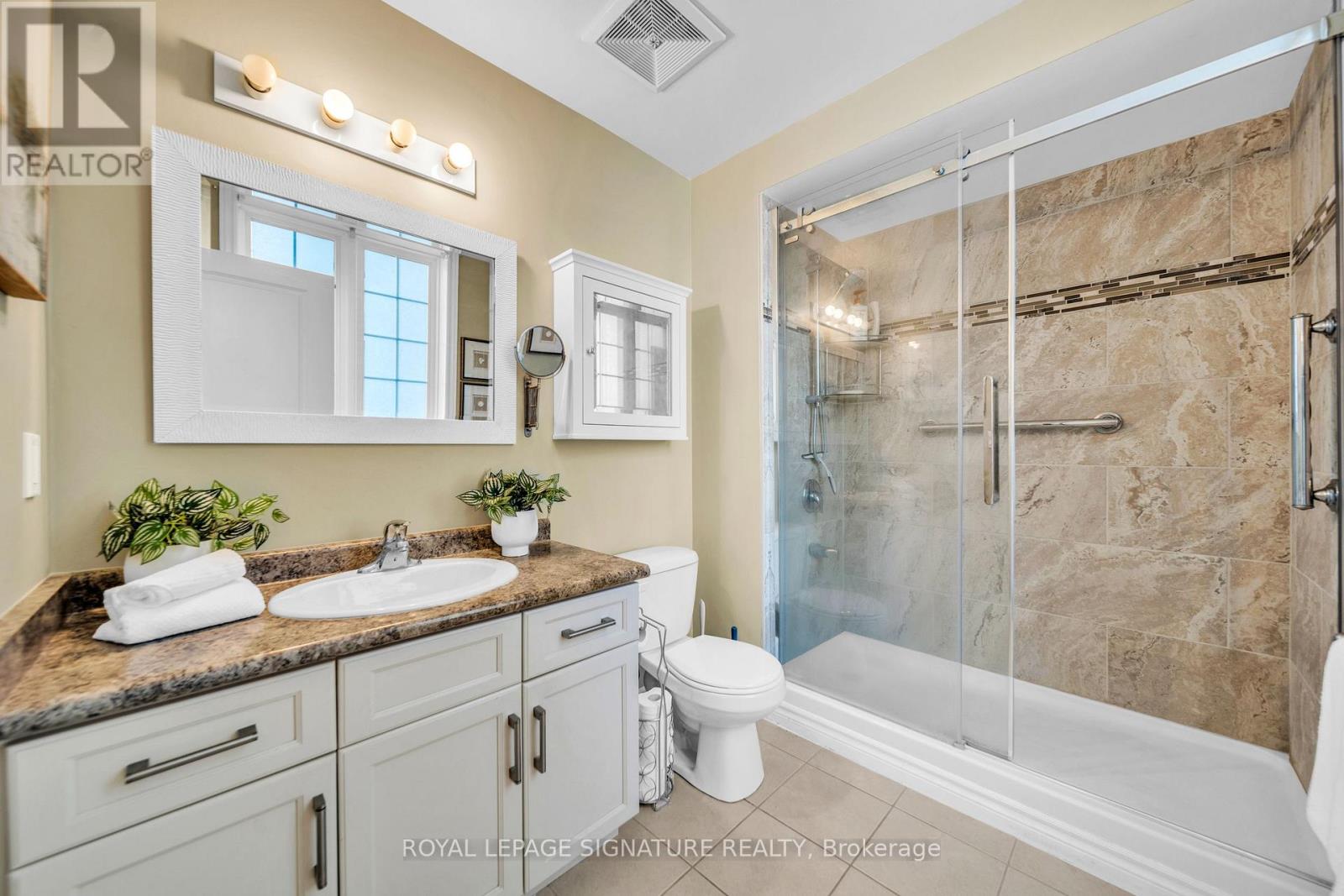 #228 1077 GORDON STREET - Image 13