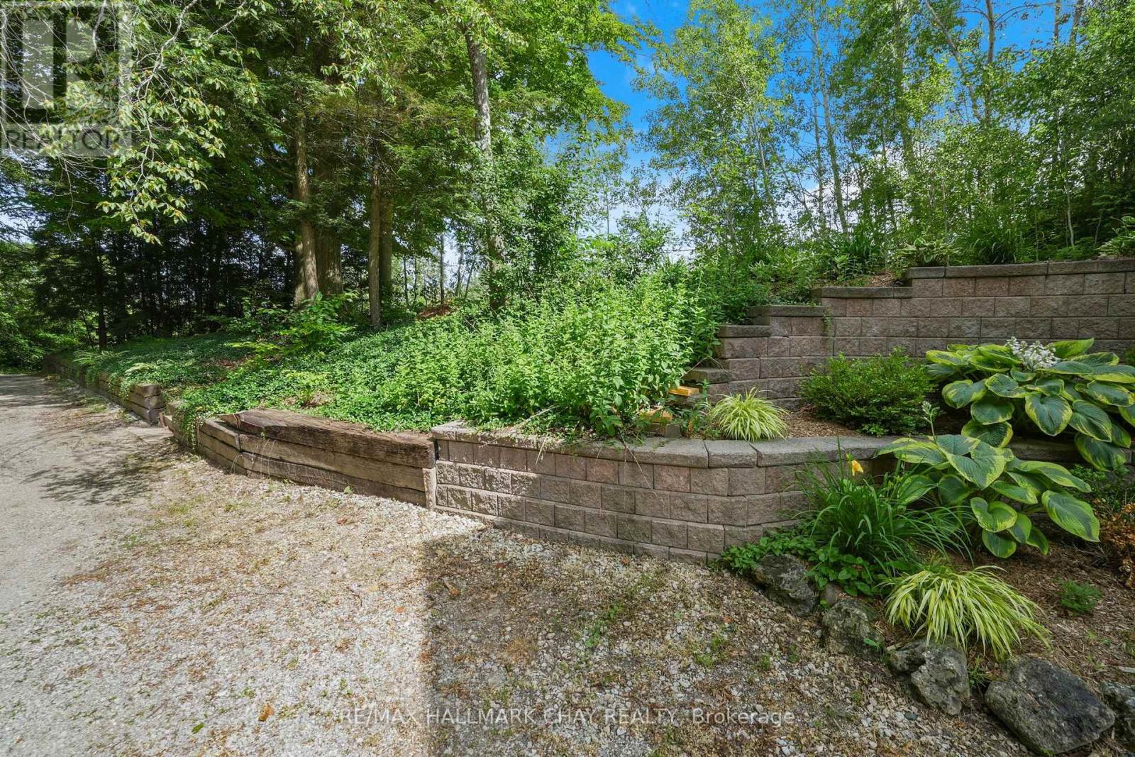 42 MOUNTAINVIEW ROAD - 37