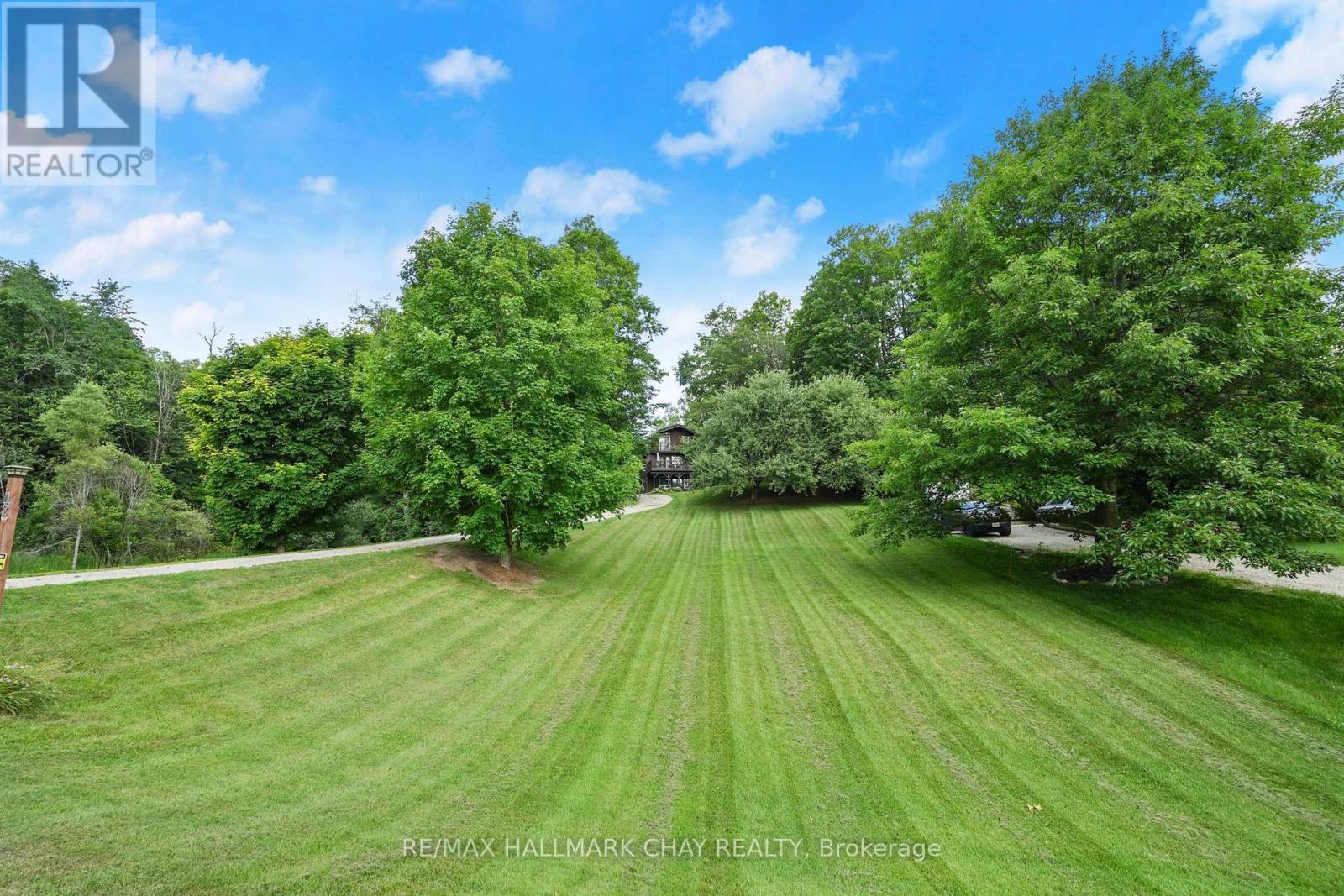 42 MOUNTAINVIEW ROAD - 40