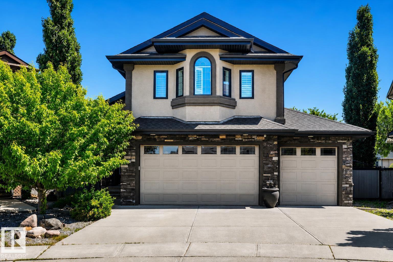 9 SHOREWOOD CR - 1