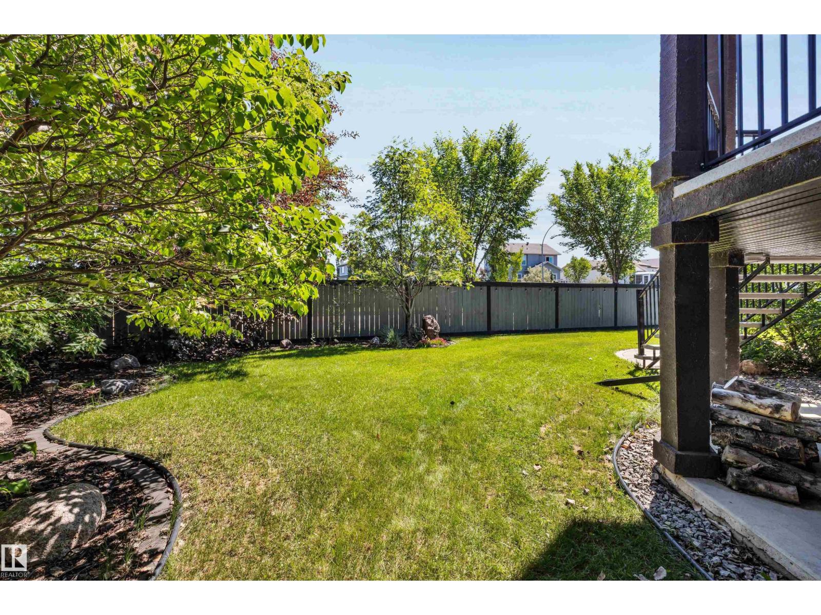 9 SHOREWOOD CR - 49