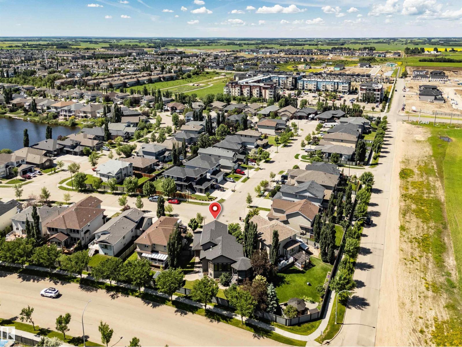 9 SHOREWOOD CR - 64