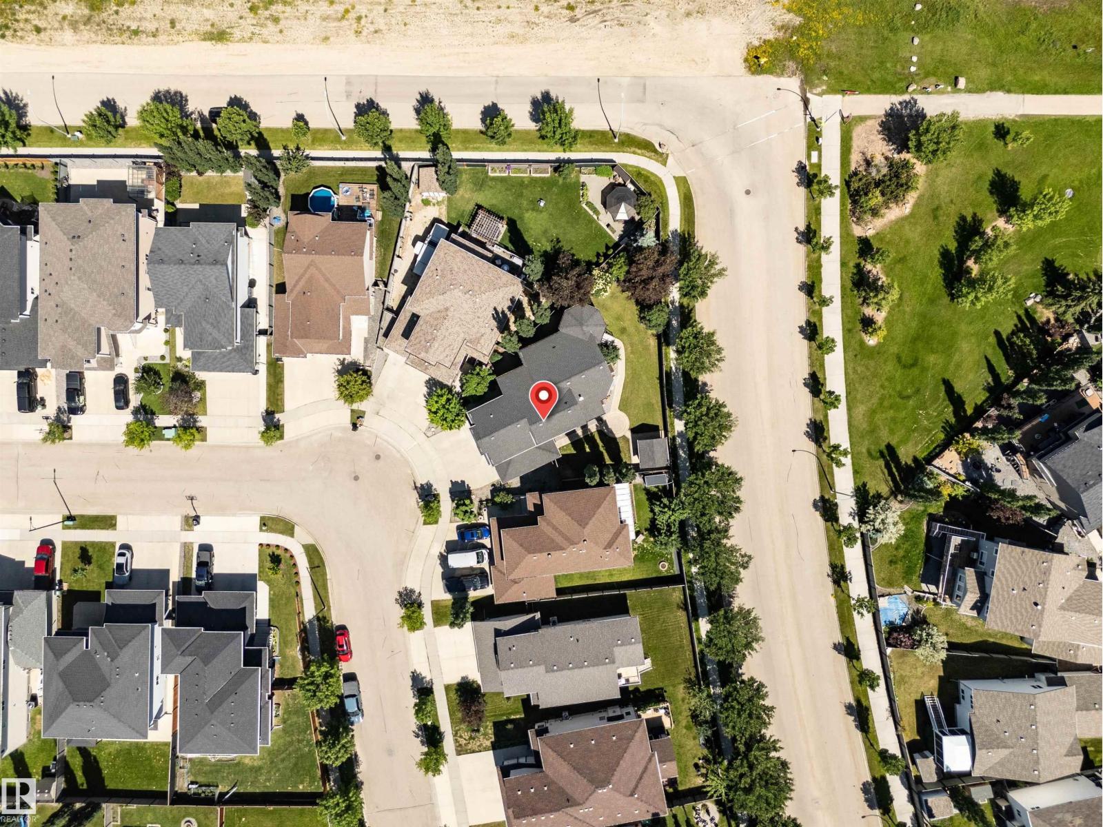 9 SHOREWOOD CR - 67