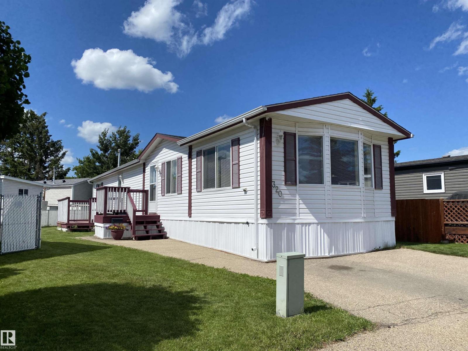 320 Evergreen PA NW - 1