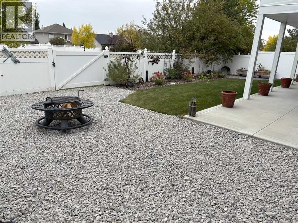 5 Leonard Close - 42