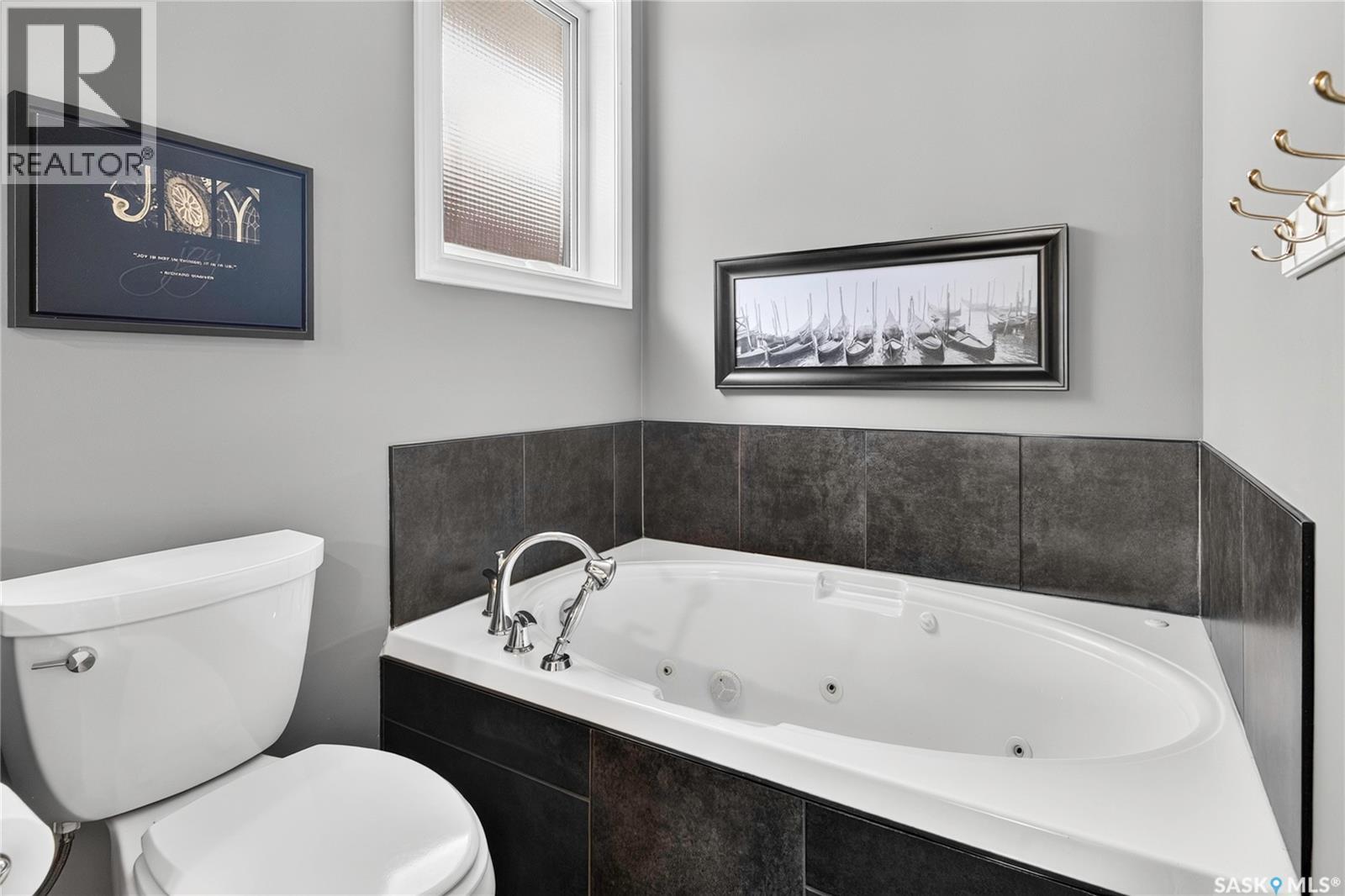 2202 Arens ROAD E — photo 20