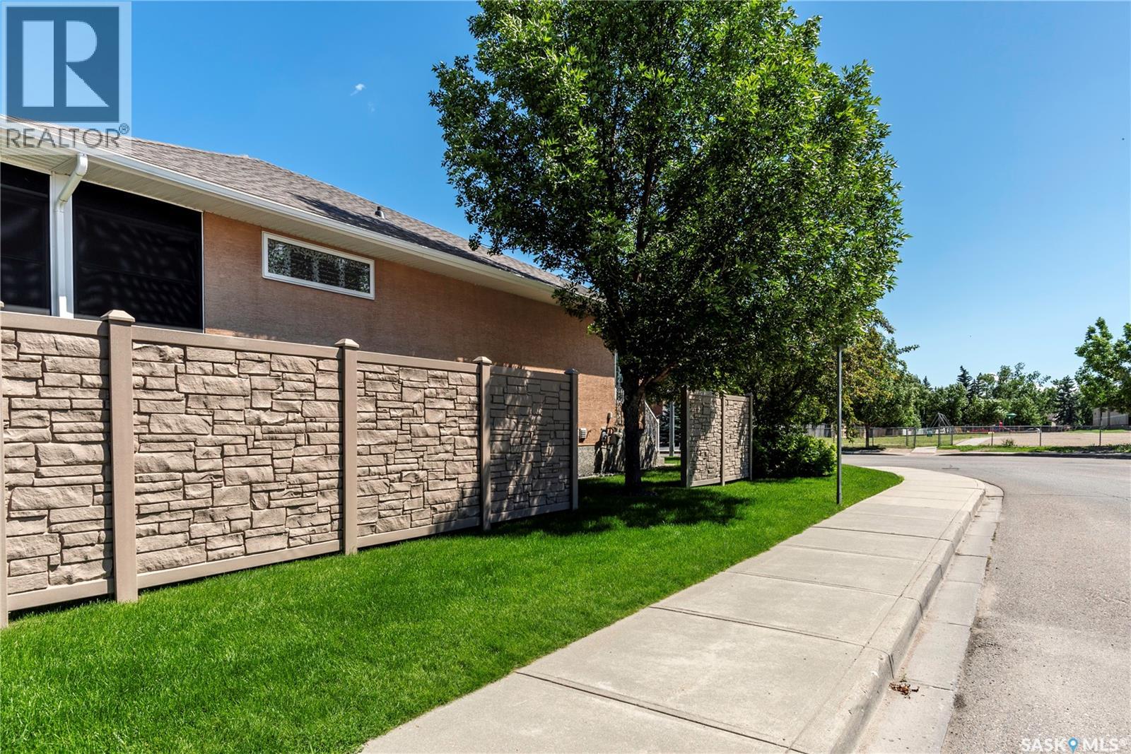 2202 Arens ROAD E - photo 5