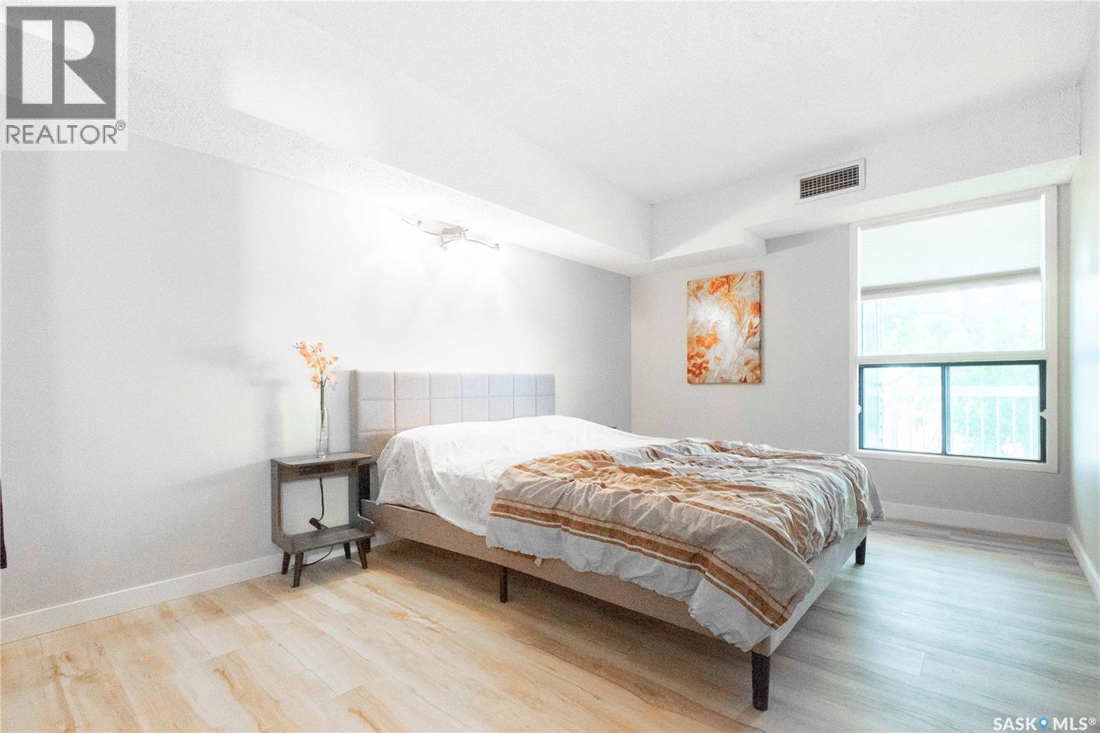 #162 160 Gore PLACE - 15