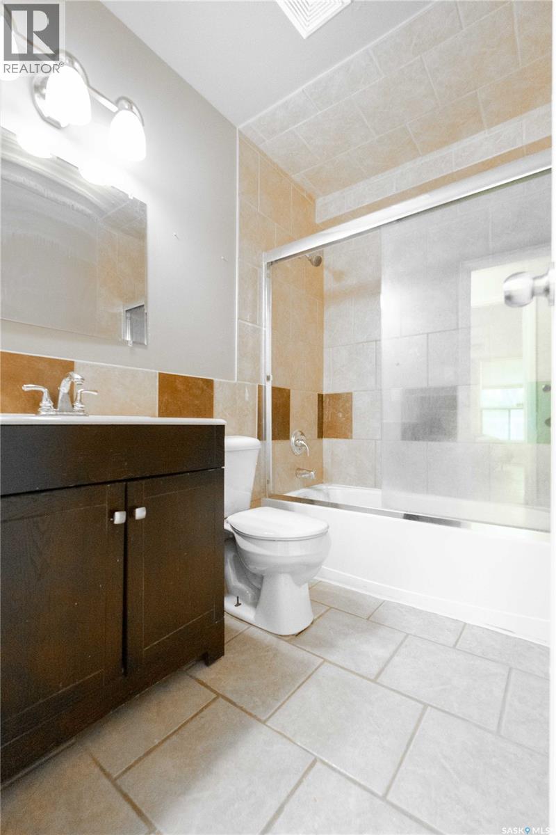 #162 160 Gore PLACE - 19