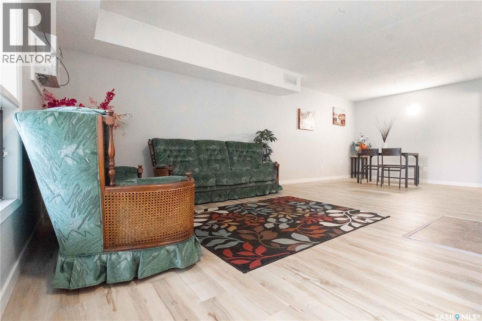 #162 160 Gore PLACE - 7