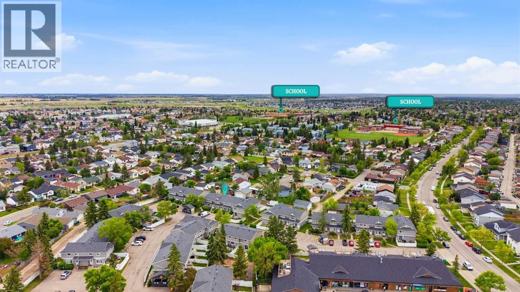 36 Falconer Terrace NE - 26