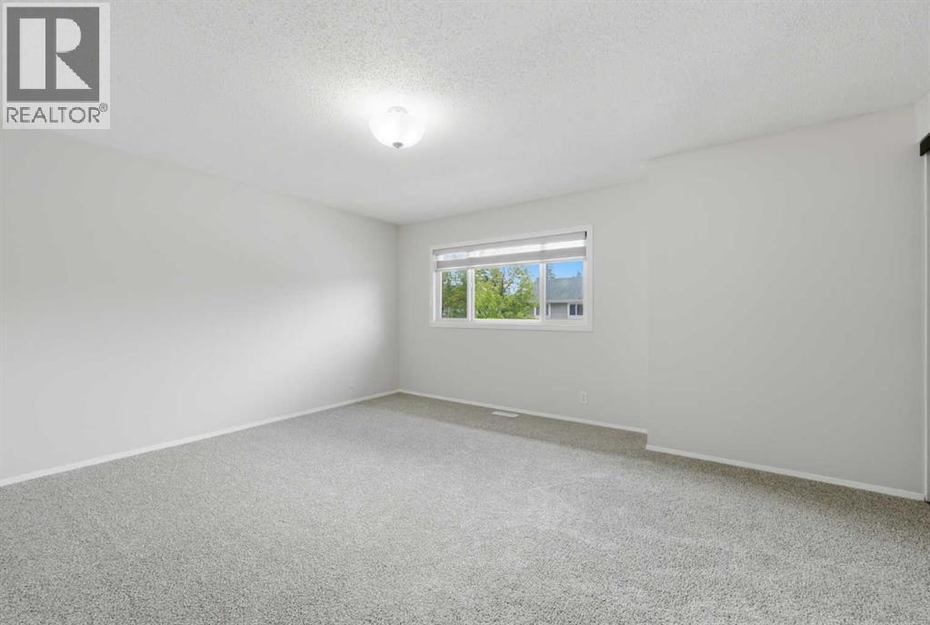 36 Falconer Terrace NE - 15