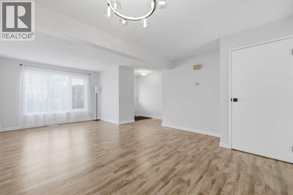 36 Falconer Terrace NE - 12