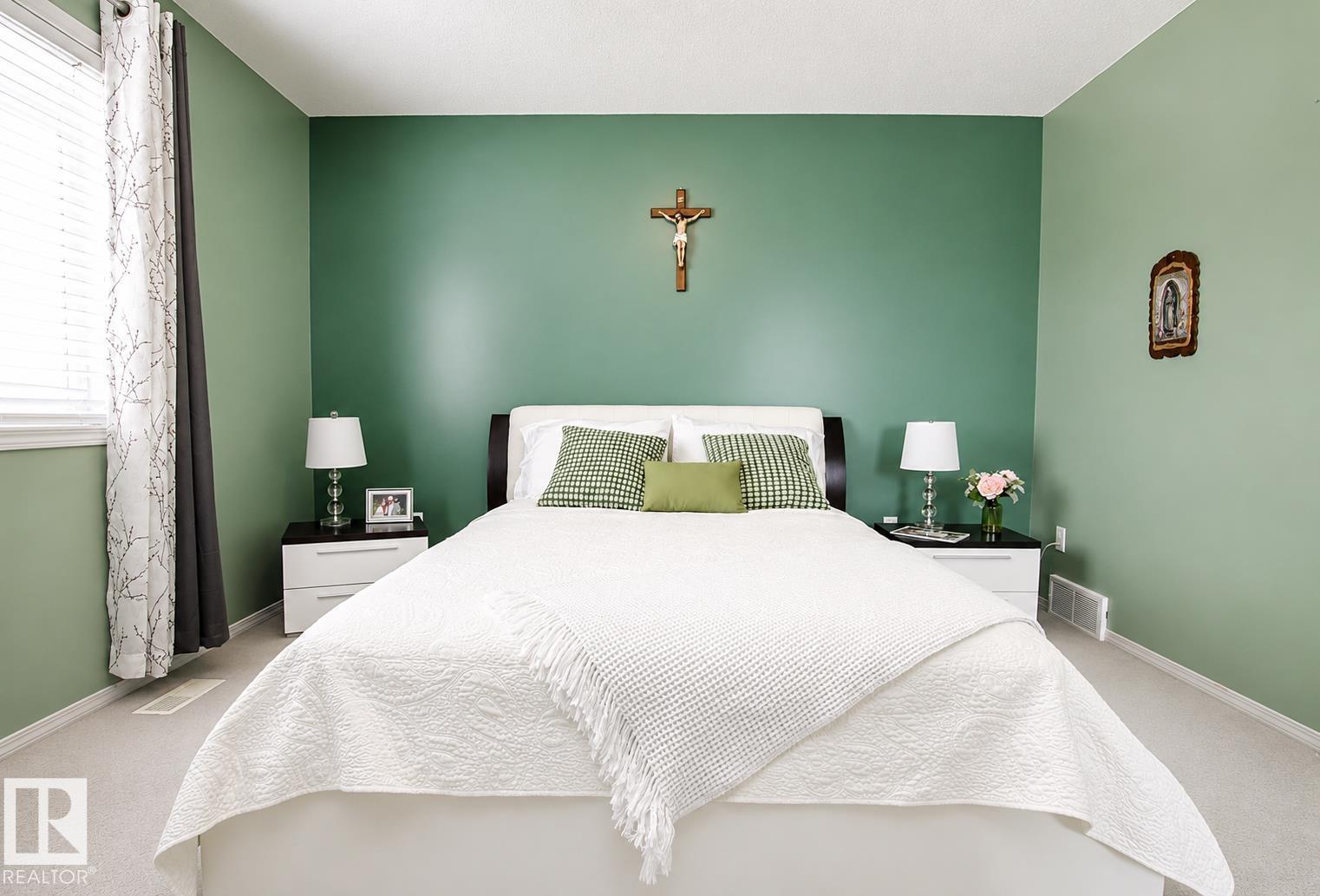 17311 90 ST NW - 14