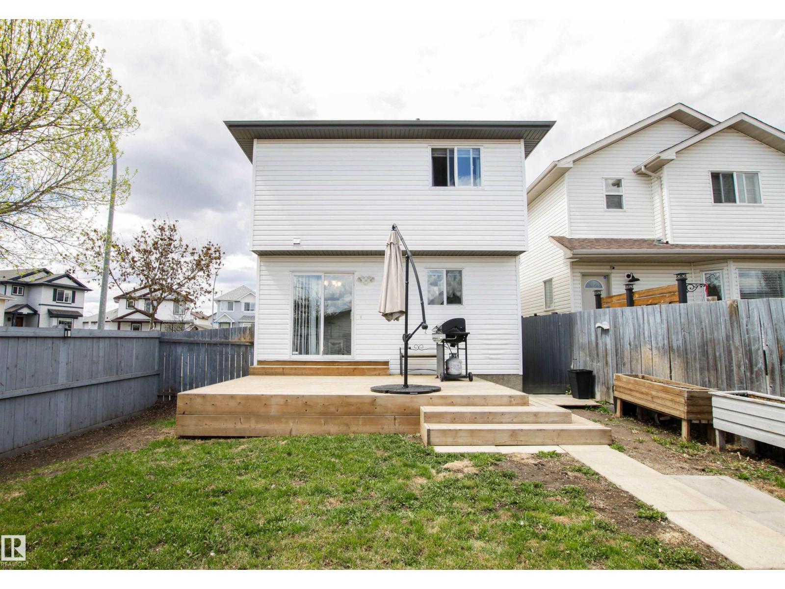 17311 90 ST NW - 35