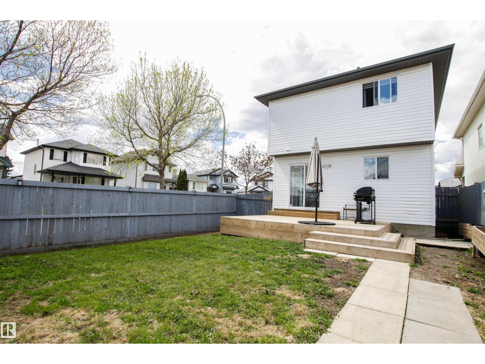 17311 90 ST NW - 34