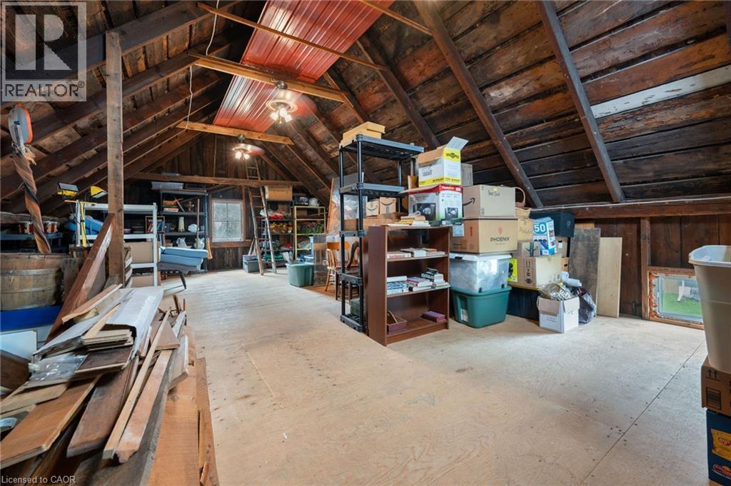 48 TEMPERANCE Street E - 44