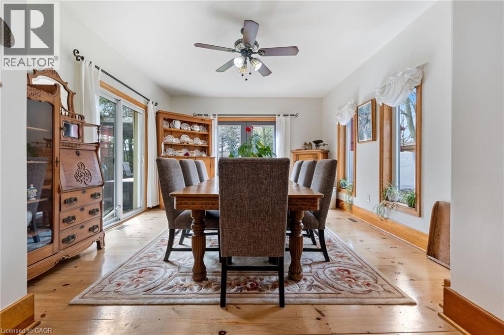 48 TEMPERANCE Street E - 22