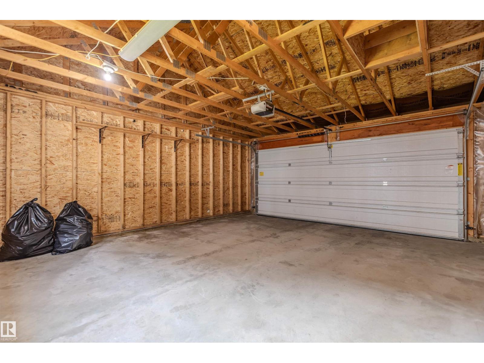9812 104 AV — photo 39