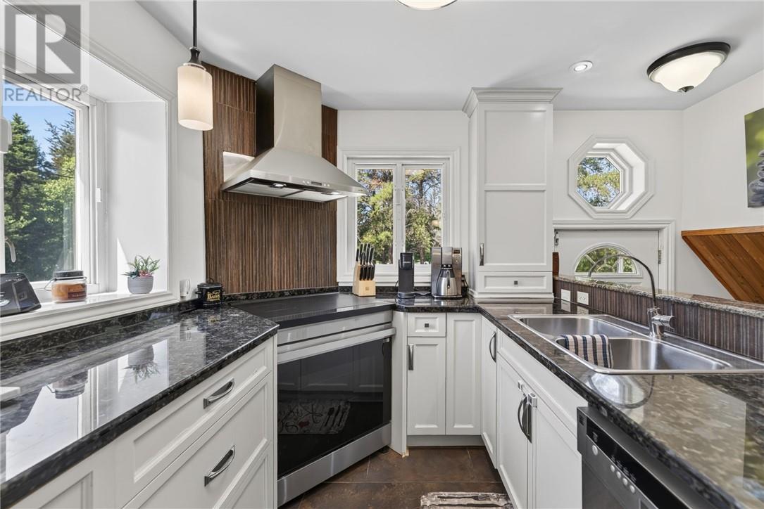 1640 Gravel Drive - 12