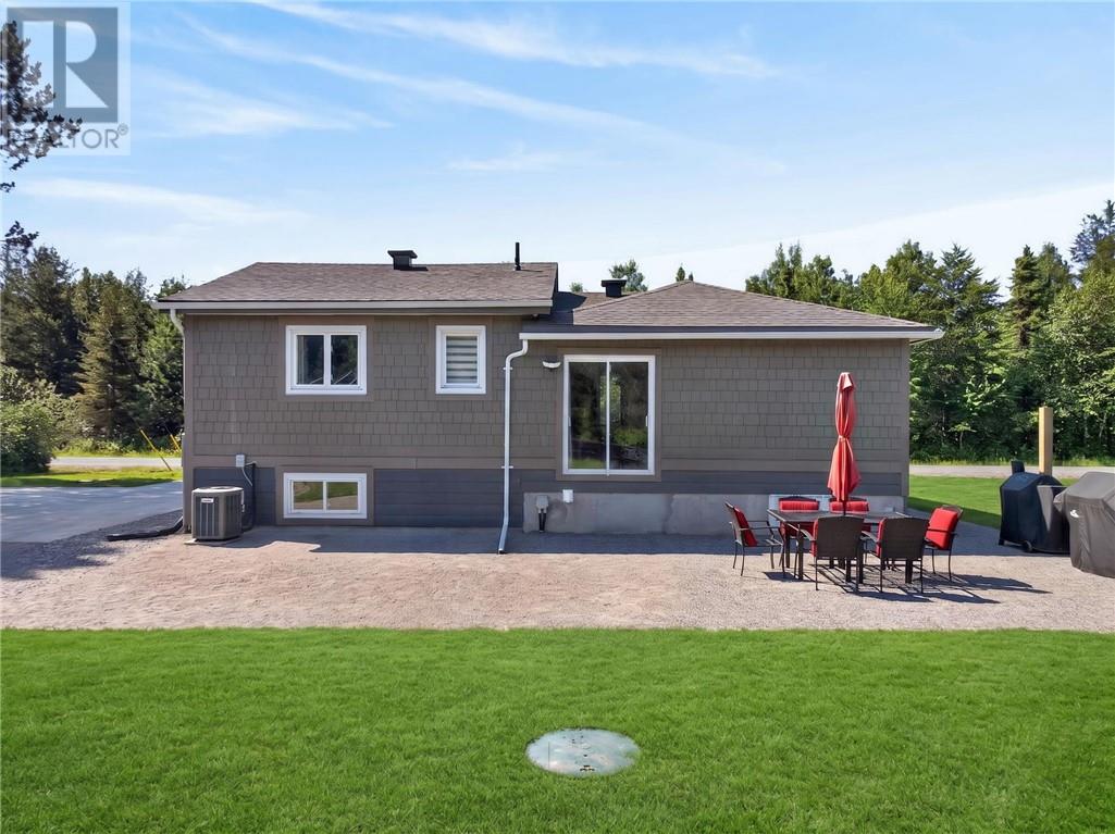 1640 Gravel Drive - 22