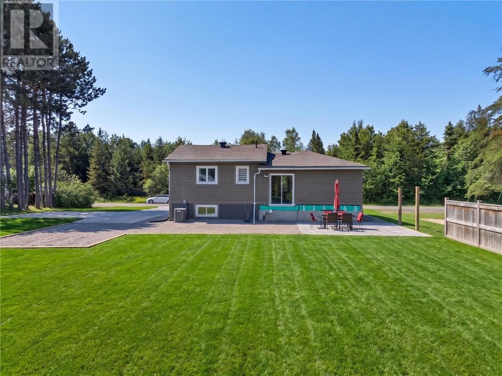 1640 Gravel Drive - 23