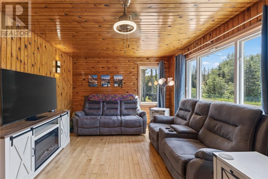 1640 Gravel Drive - 28