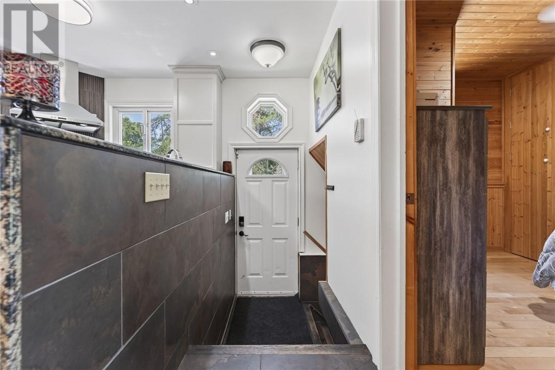1640 Gravel Drive - 38