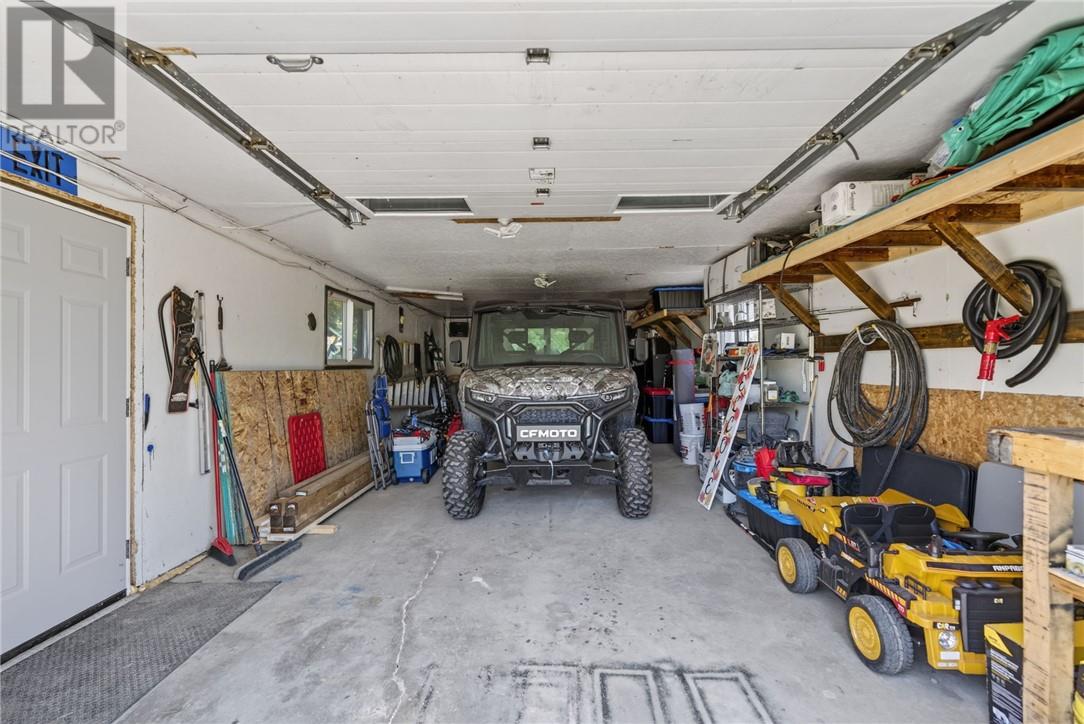 1640 Gravel Drive - 50