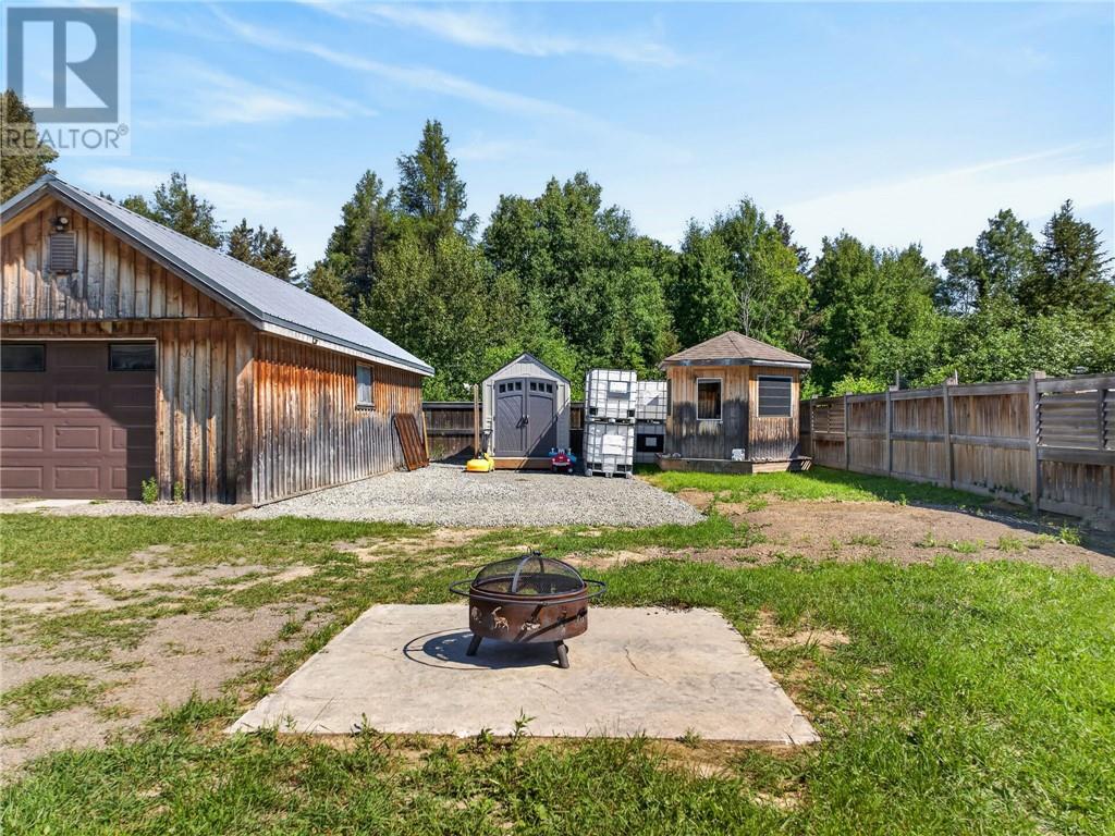 1640 Gravel Drive - 51