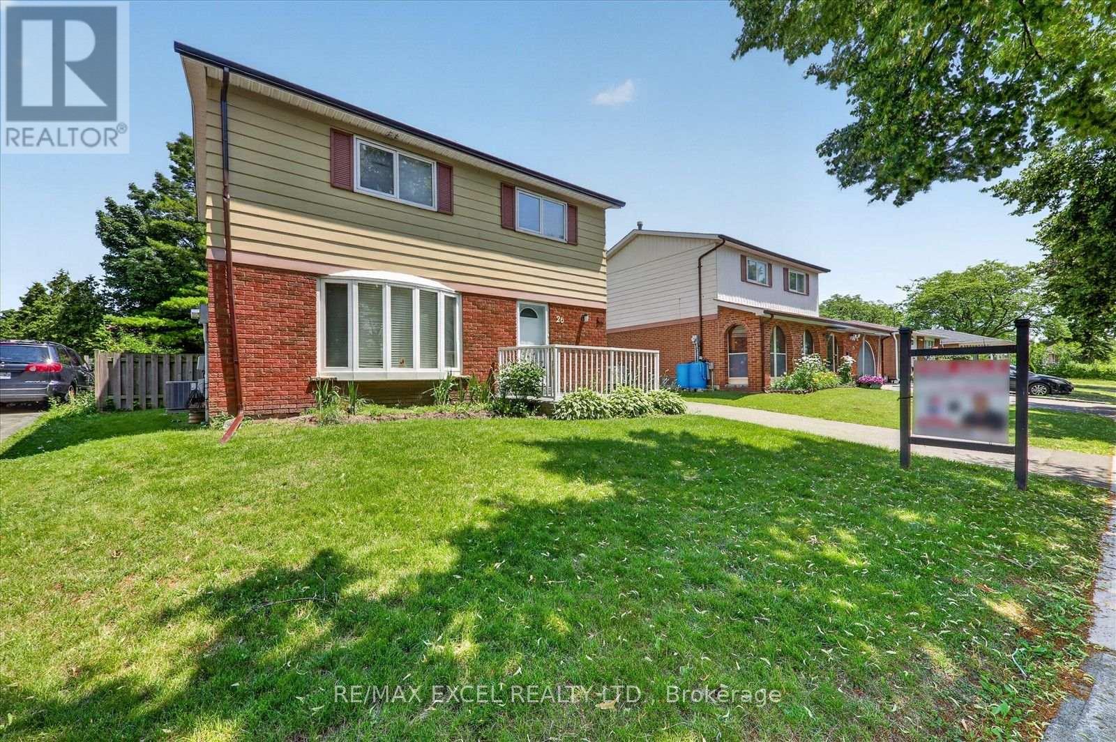 26 LIGHTHALL CRESCENT - 1