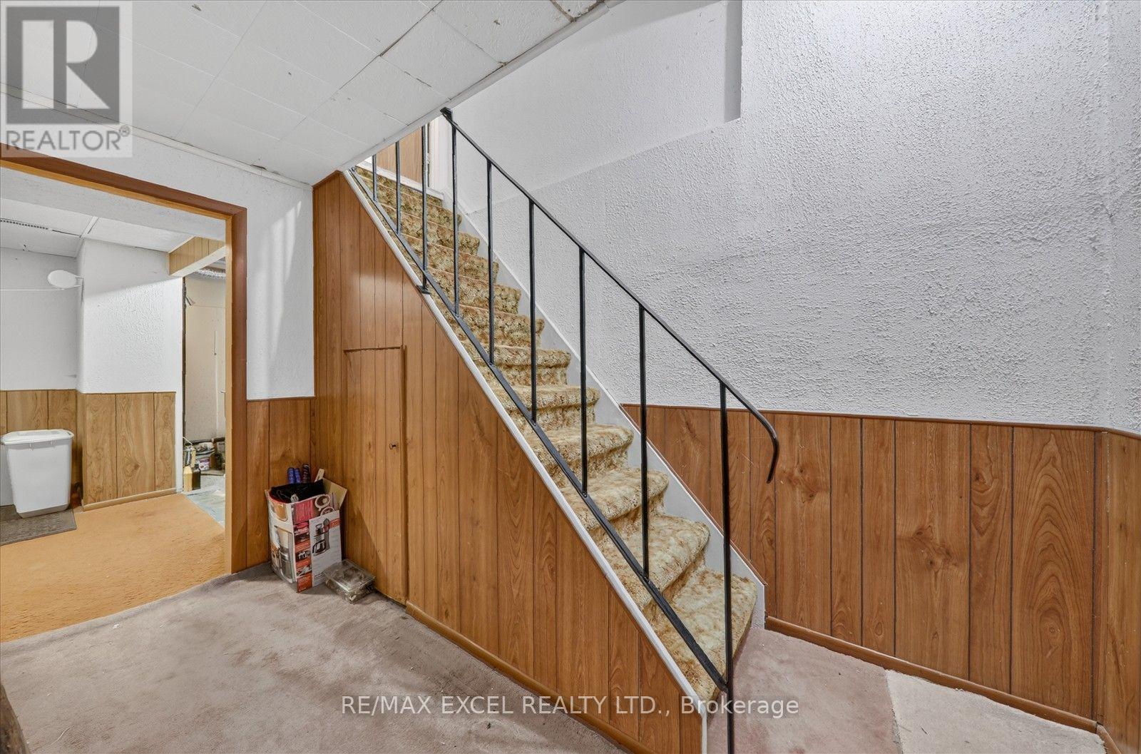 26 LIGHTHALL CRESCENT - 24