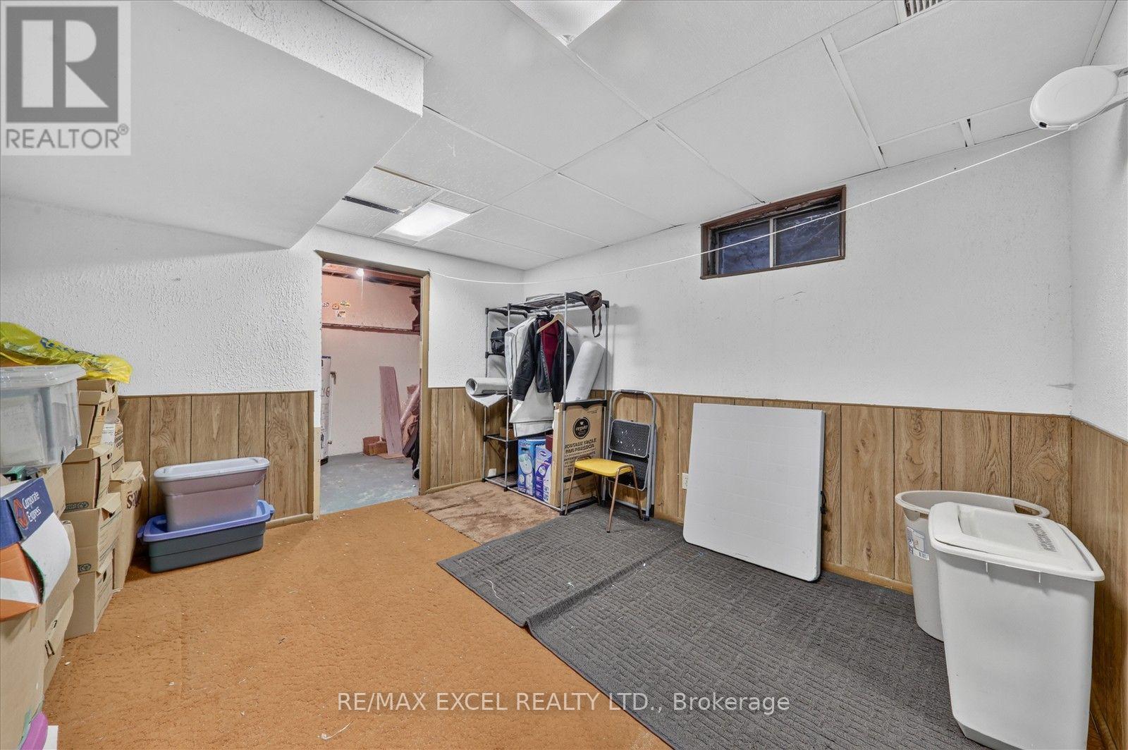 26 LIGHTHALL CRESCENT - 26