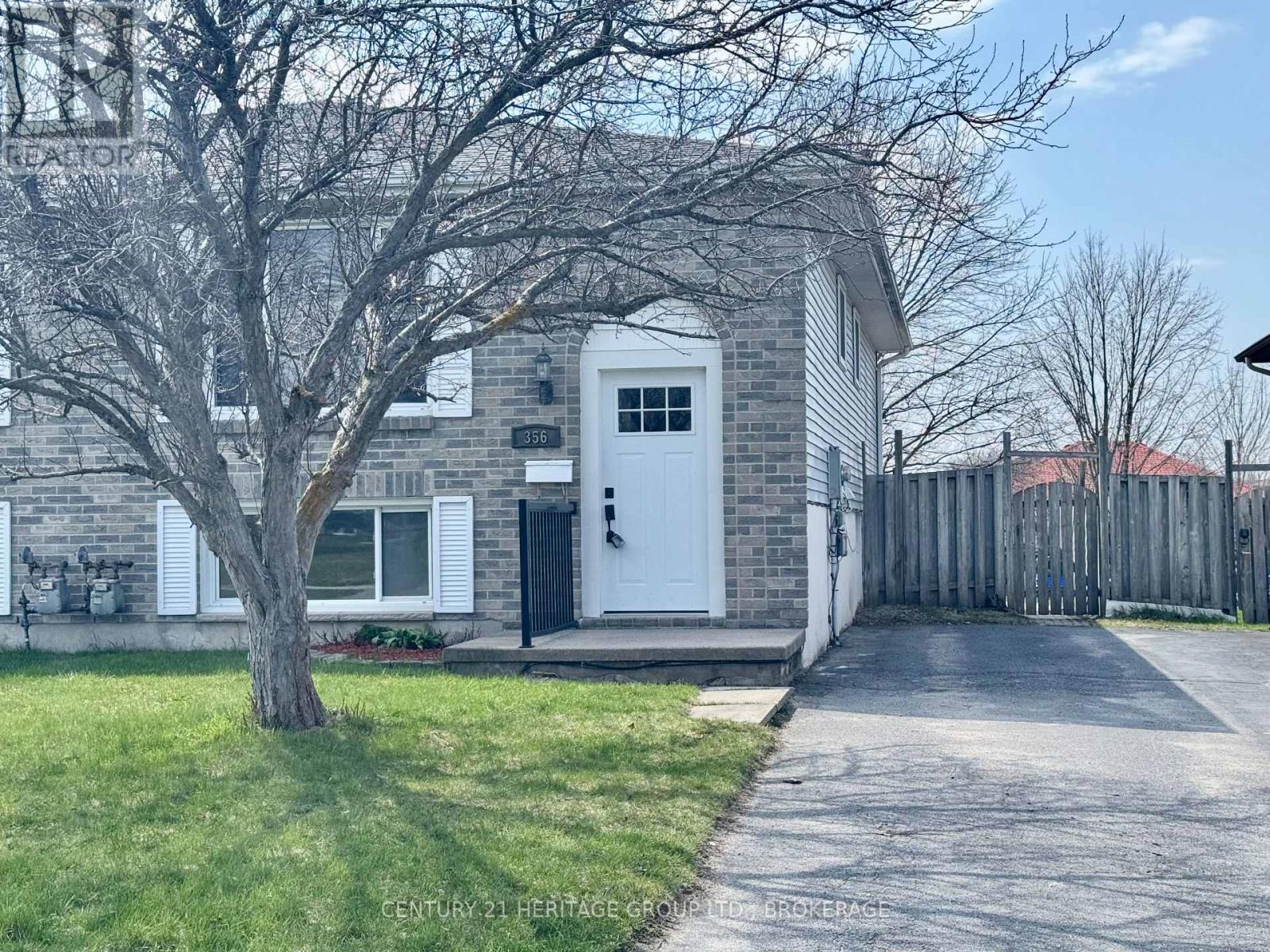 356 OWENS CRESCENT - 2