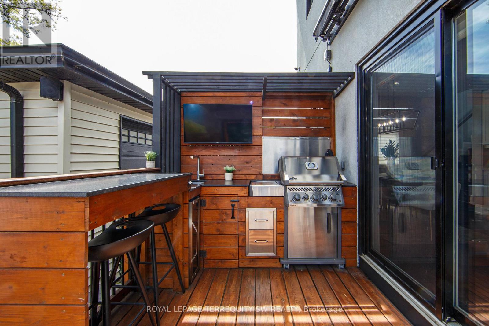 888 FOURTH STREET - 14