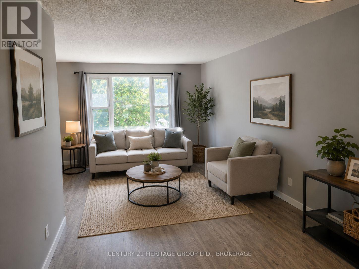 356 OWENS CRESCENT - 7