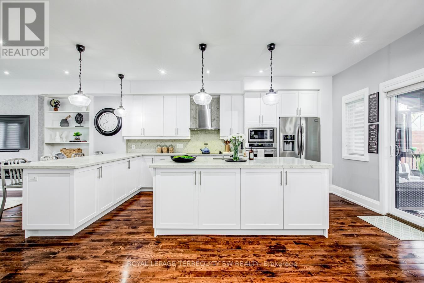 888 FOURTH STREET - 9