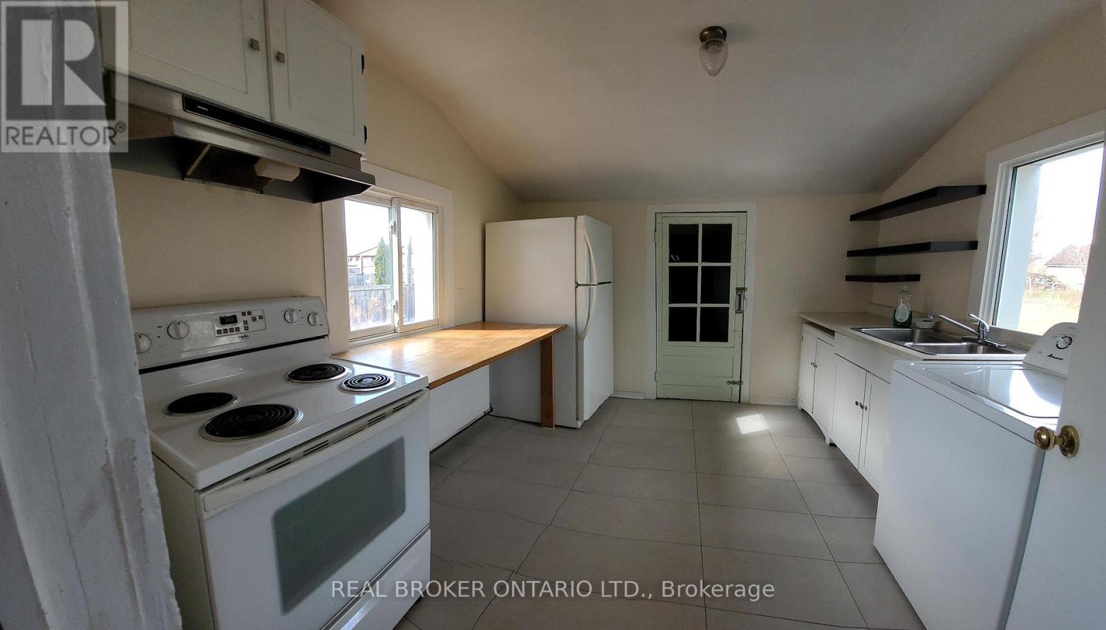 426 PHIPPS STREET - 11