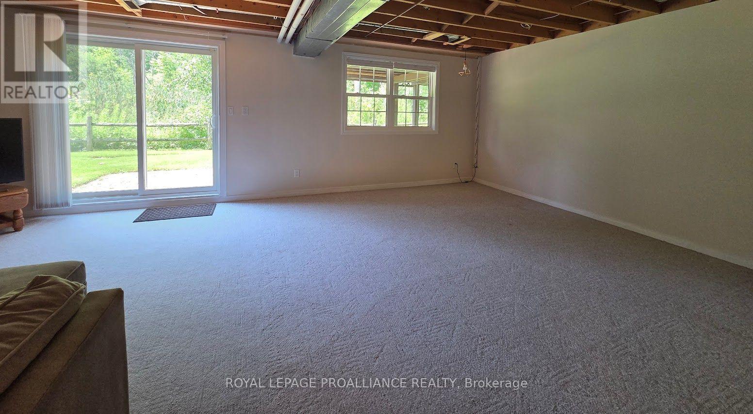40 COUNTRY CLUB PLACE - Image 26