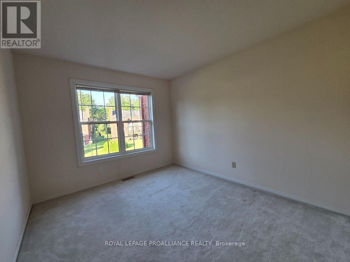 40 COUNTRY CLUB PLACE - Image 15