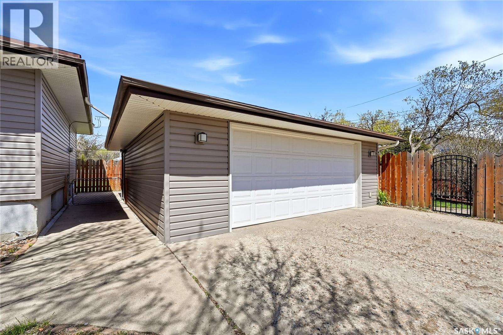 2775 Rothwell STREET - 37