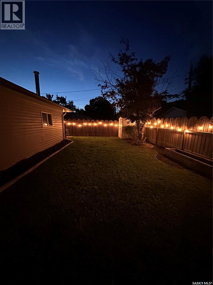 2775 Rothwell STREET - 38