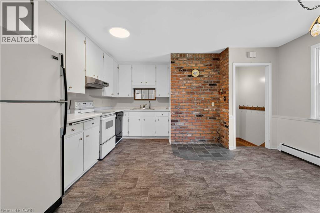 1629 GREGORY Road - 23