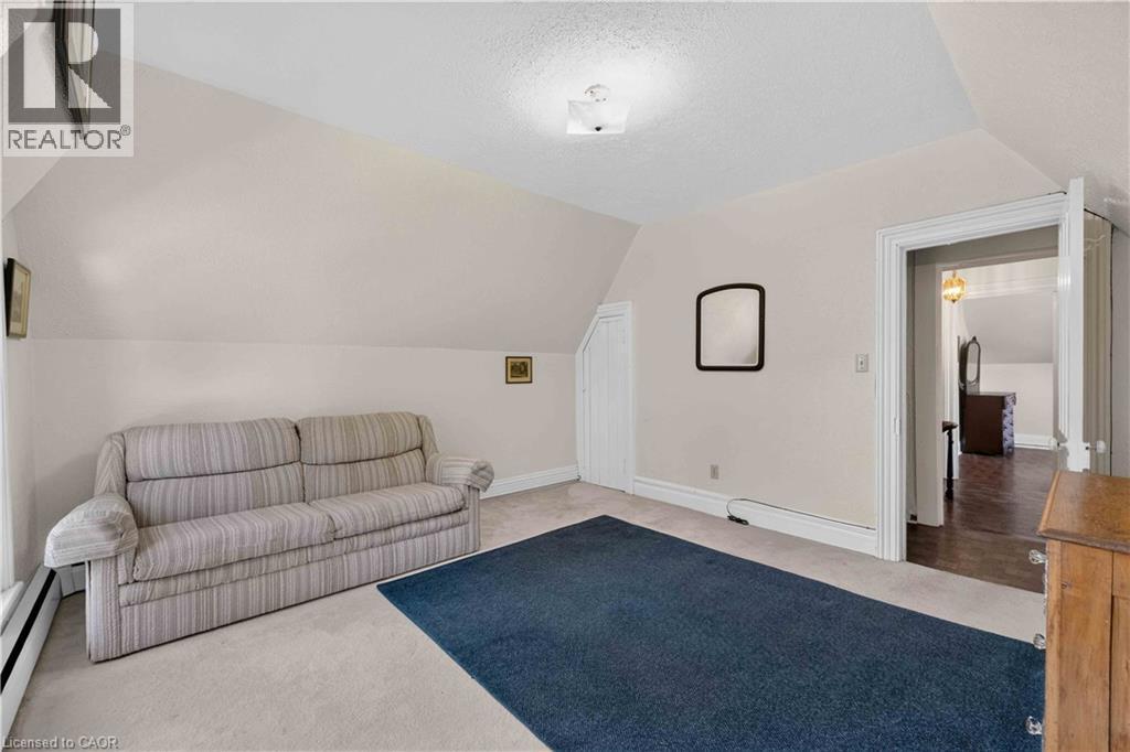 1629 GREGORY Road - Image 34