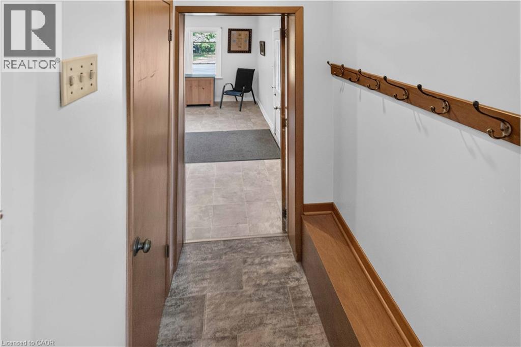 1629 GREGORY Road - Image 24