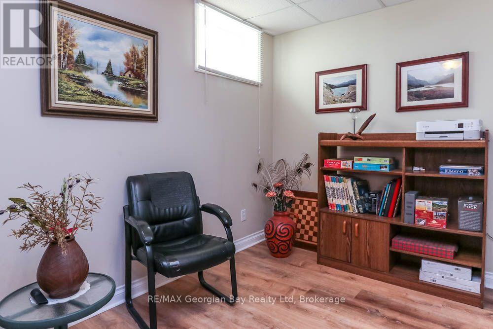 947 MONTREAL STREET - 26