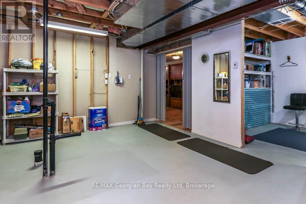 947 MONTREAL STREET - 28